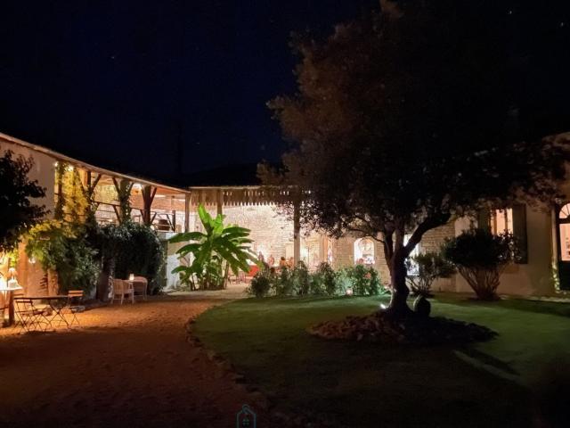 Maison 14 pièces 580 m²