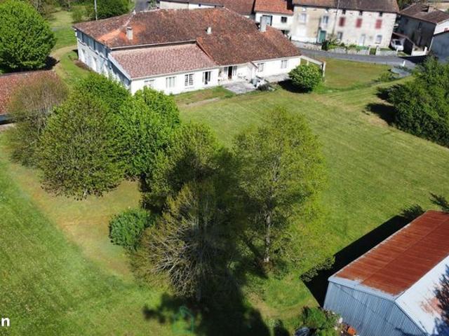 Maison 14 pièces 500 m²