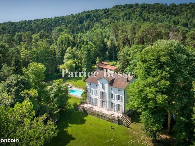 Maison 14 pièces 650 m²
