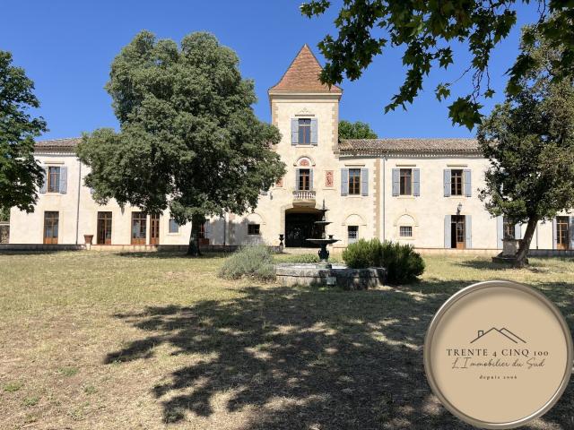 Maison 14 pièces 693 m²