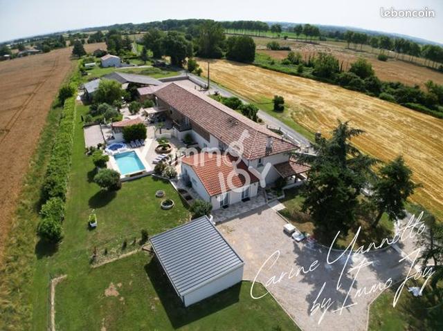 Maison 14 pièces 600 m²