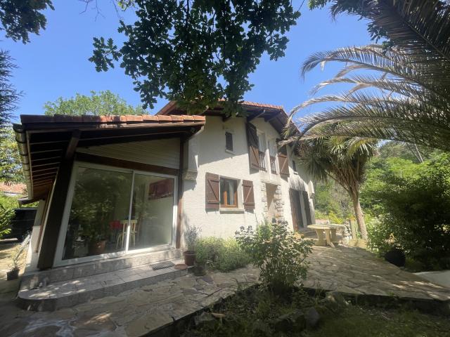 Maison 158m2 parcelle 936m2 au calme à St Martin de Seignanx