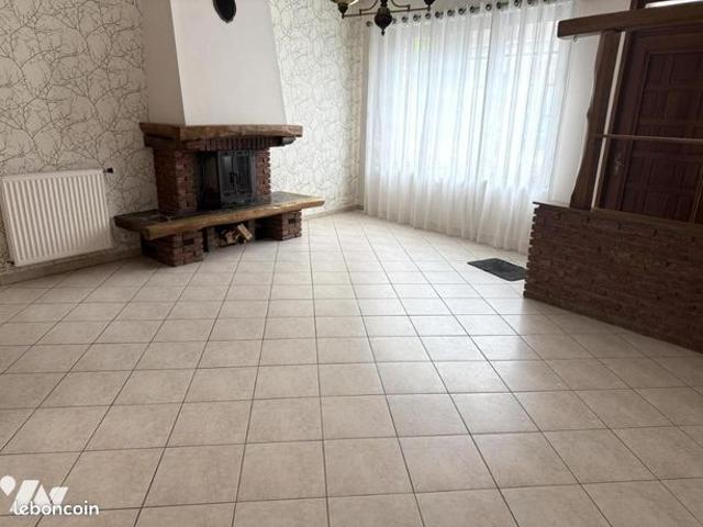 Maison 159 m² CURGIES