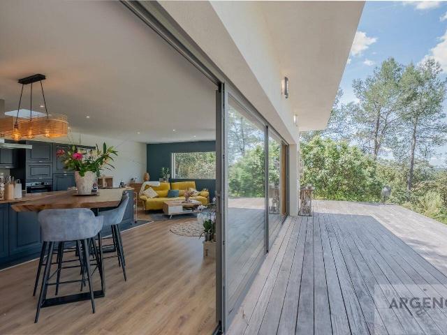 Maison 150 m2 Saint Mathieu de Treviers
