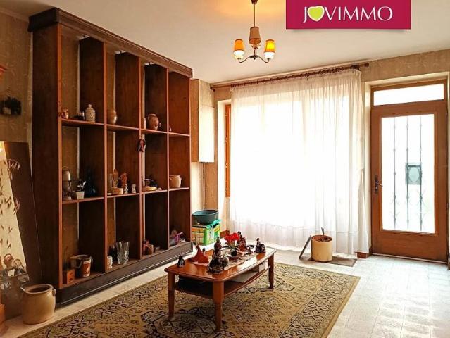 MAISON 150 M² 8 PIECES 4 CHAMBRES PROCHES COMMERCES ET.