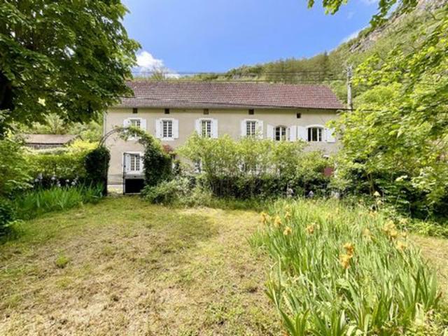 Maison 150m2 plage privée sur Célé Garage