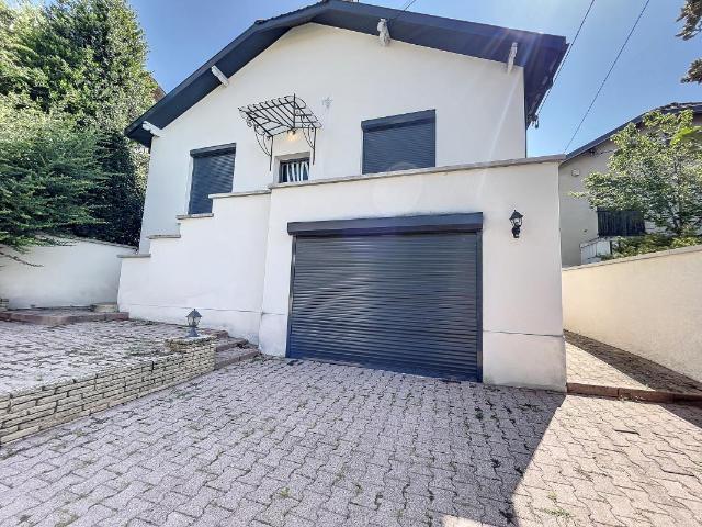 MAISON – 152.86 m² – GARAGE – 69500 – BRON
