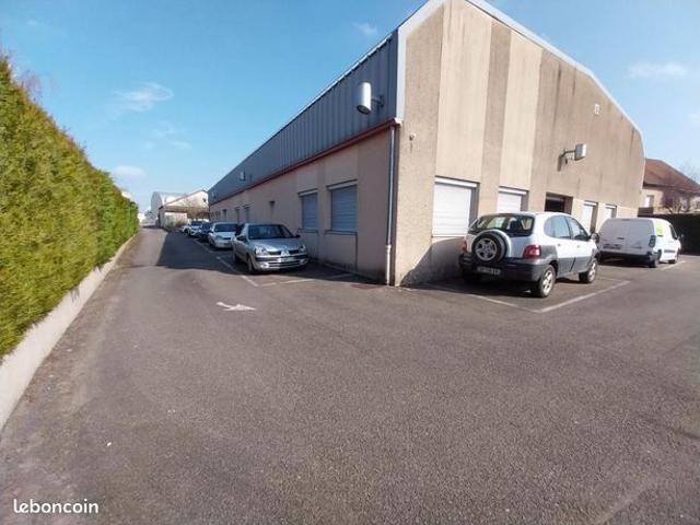 Maison 15 pièces 1 051 m²