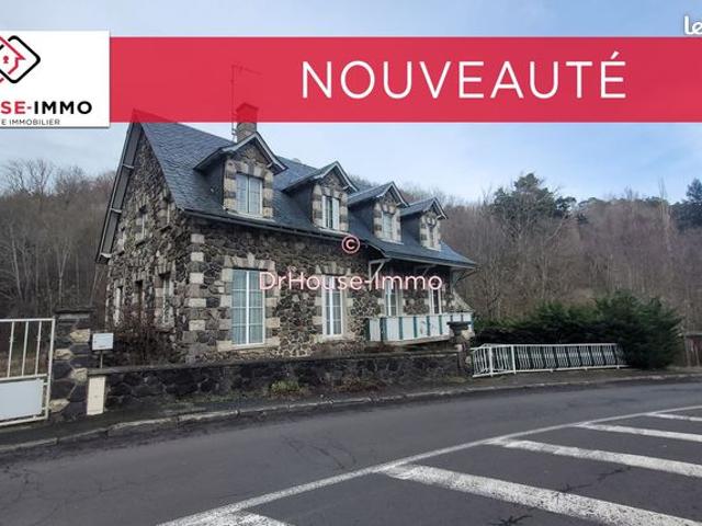 Maison 15 pièces 245 m²