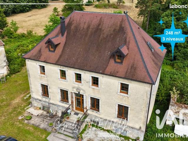 Maison 15 pièces 248 m²