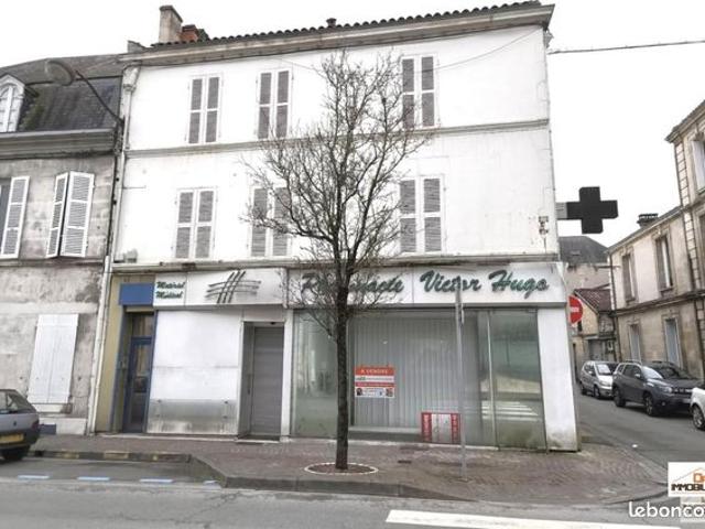 Maison 15 pièces 250 m²