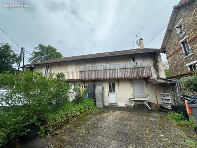 Maison 15 pièces 262 m²