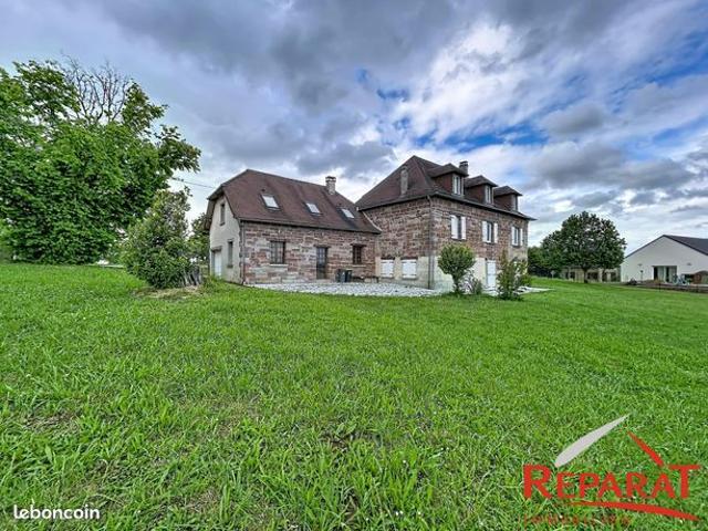 Maison 15 pièces 265 m²