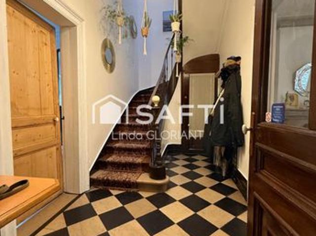 Maison 15 pièces 273 m²