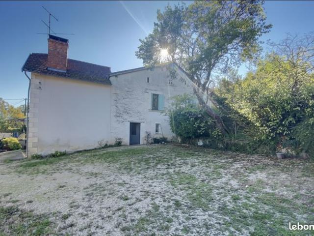 Maison 15 pièces 275 m²