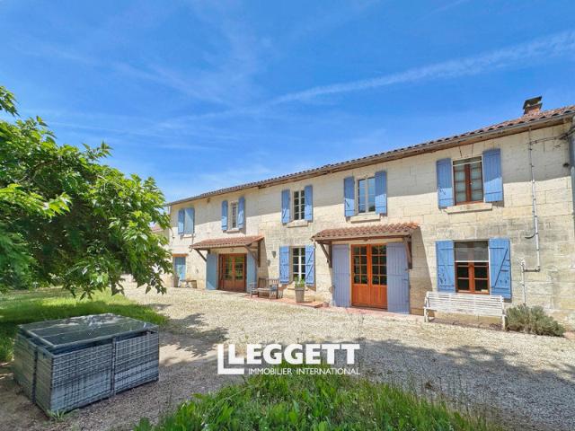 Maison 15 pièces 280 m²