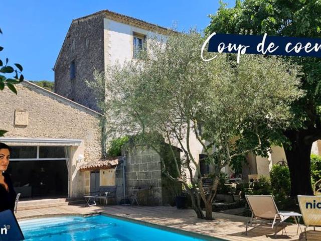 Maison 15 pièces 295 m²