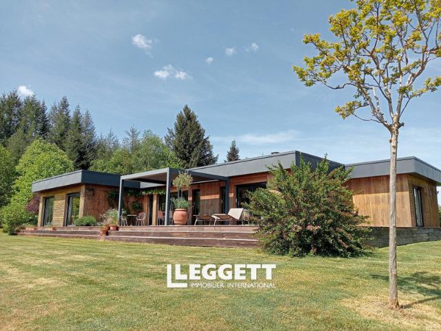 Maison 15 pièces 215 m²