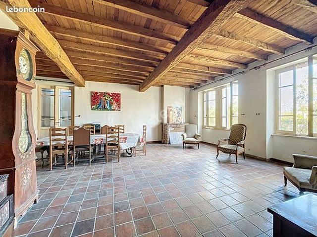 Maison 15 pièces 340 m²