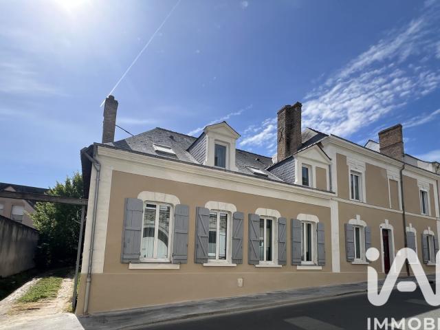 Maison 15 pièces 345 m²