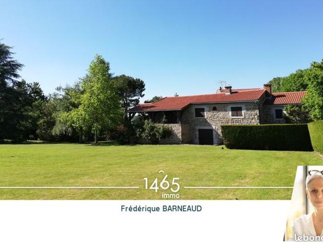 Maison 15 pièces 350 m²