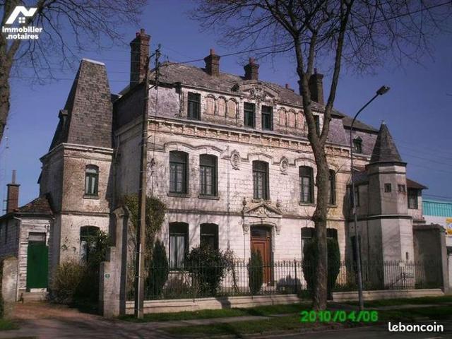 Maison 15 pièces 350 m²