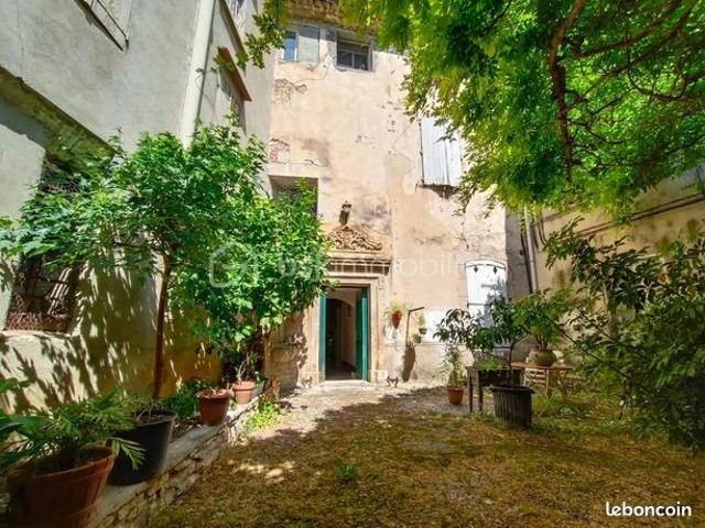 Maison 15 pièces 350 m²