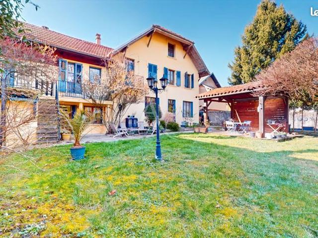Maison 15 pièces 350 m²