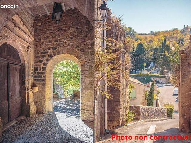 Maison 15 pièces 374 m²