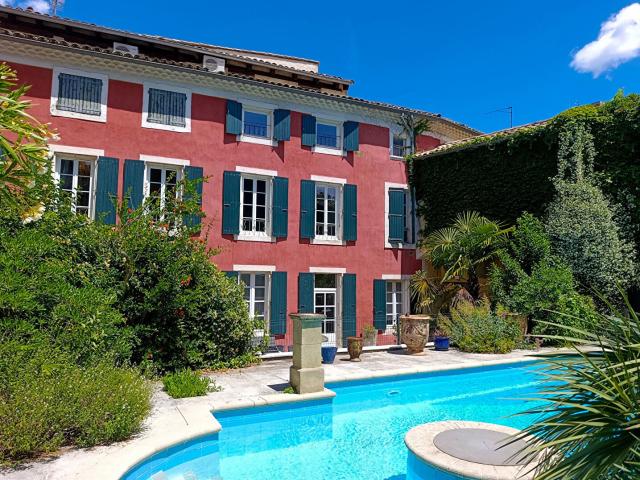 Maison 15 pièces 380 m²