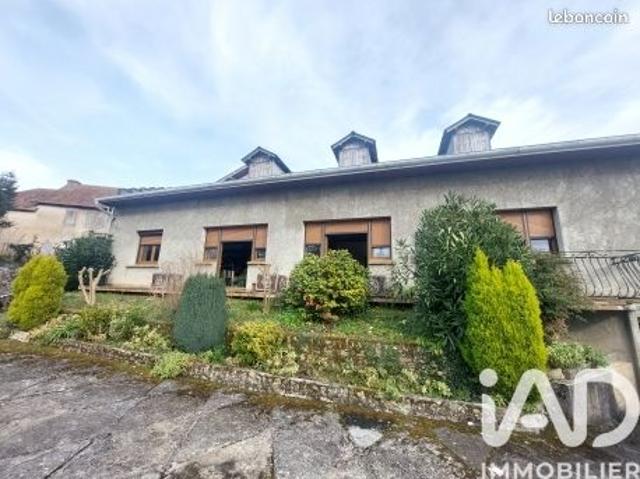 Maison 15 pièces 381 m²