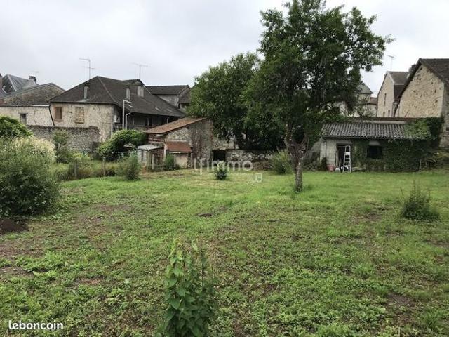 Maison 15 pièces 300 m²