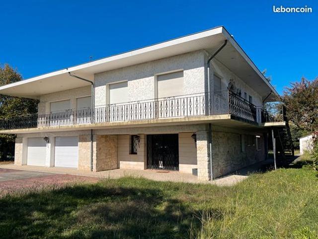Maison 15 pièces 300 m²