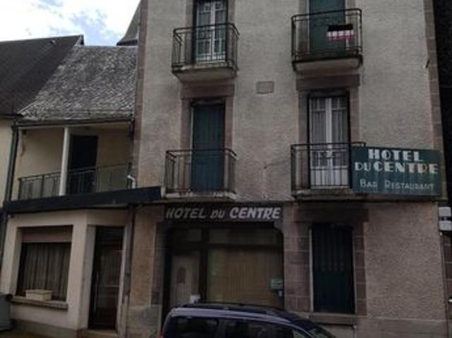 Maison 15 pièces 302 m²