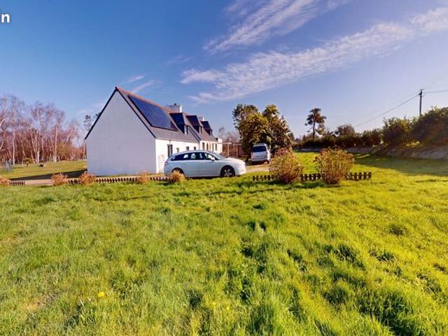 Maison 15 pièces 330 m²