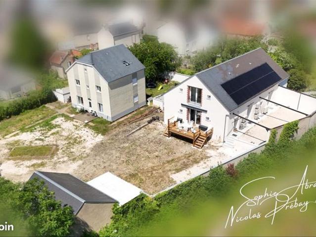 Maison 15 pièces 445 m²