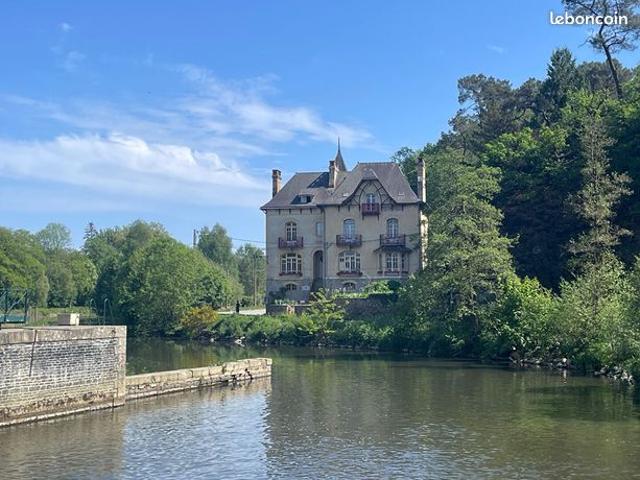 Maison 15 pièces 420 m²