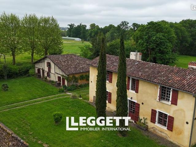 Maison 15 pièces 420 m²