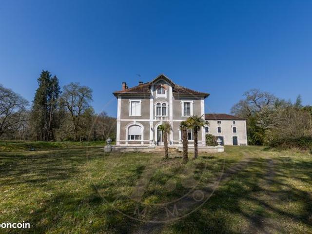 Maison 15 pièces 430 m²
