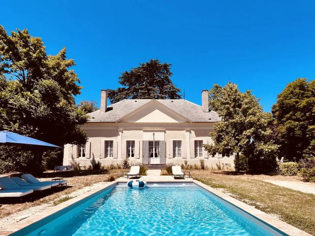 Maison 15 pièces 540 m²