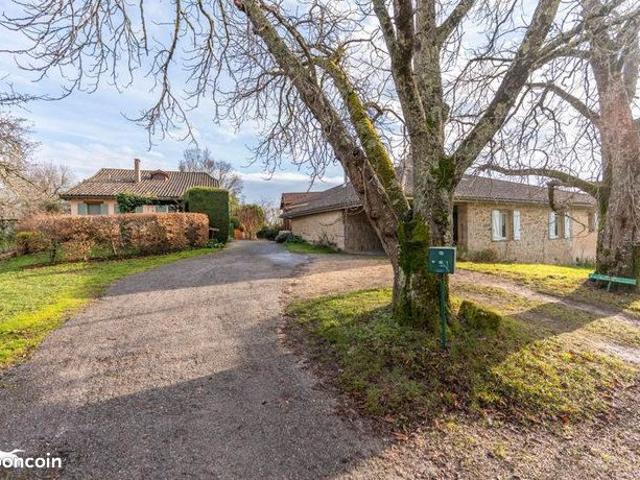 Maison 15 pièces 568 m²