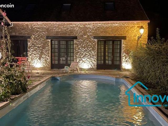 Maison 15 pièces 570 m²