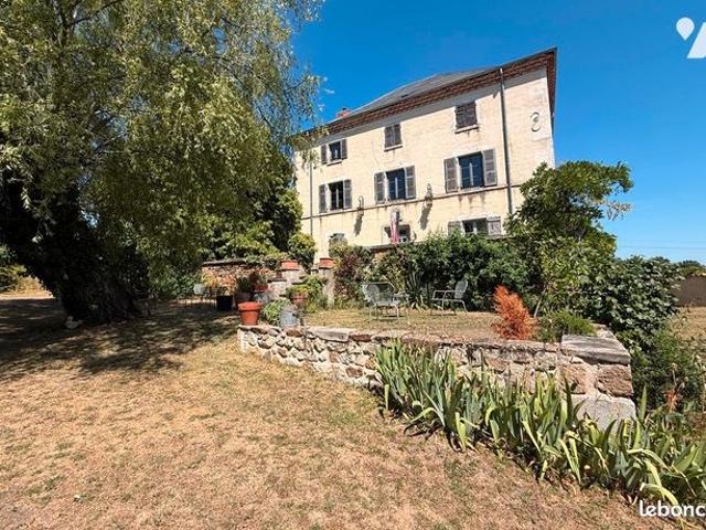 Maison 15 pièces 500 m²
