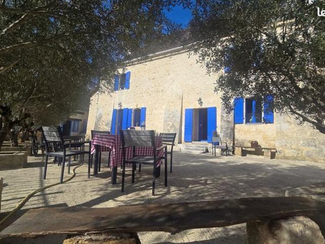 Maison 15 pièces 520 m²