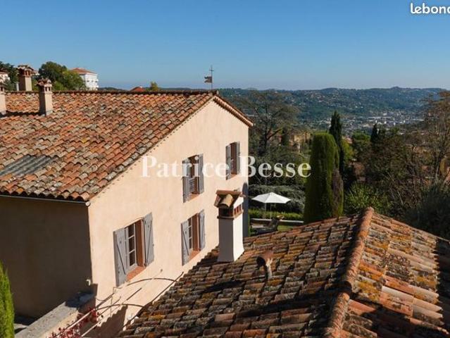 Maison 15 pièces 600 m²