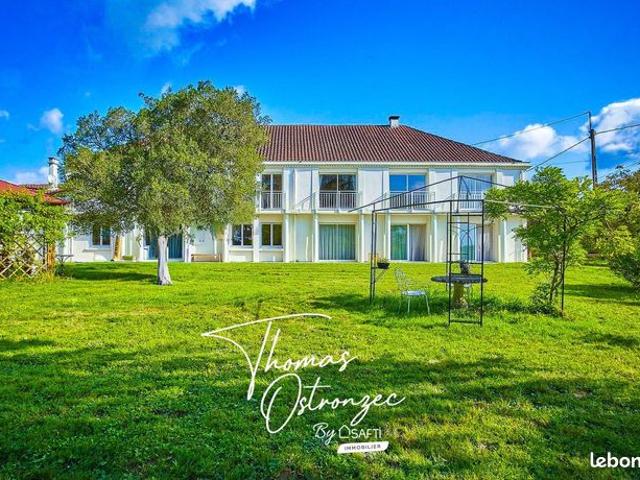 Maison 15 pièces 600 m²