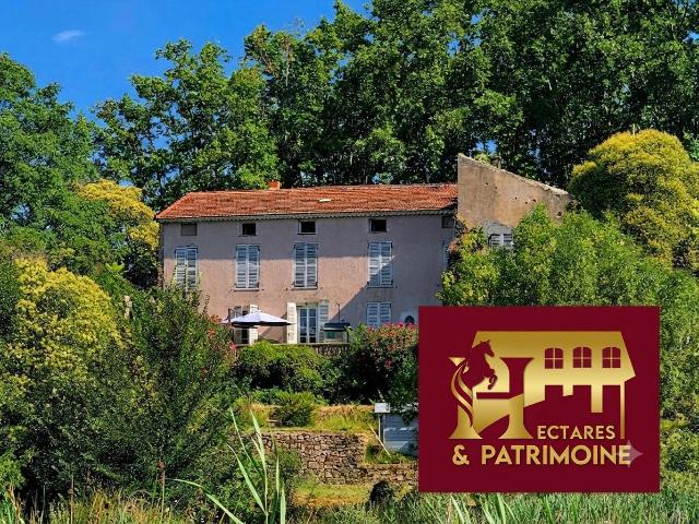 Maison 15 pièces 730 m²
