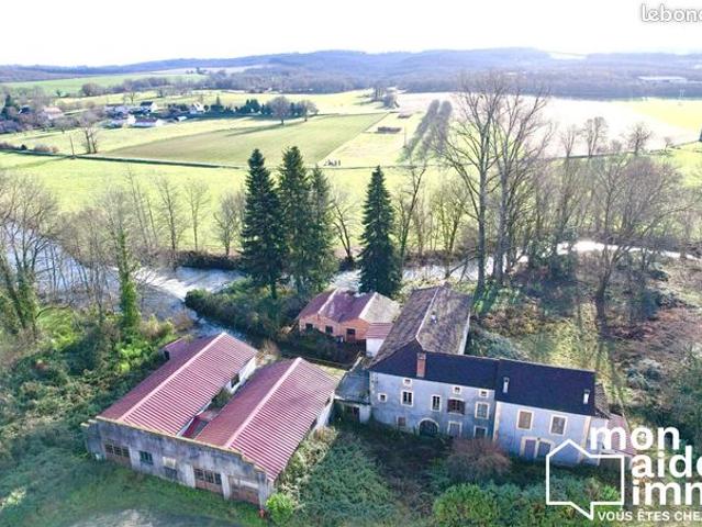 Maison 15 pièces 990 m²