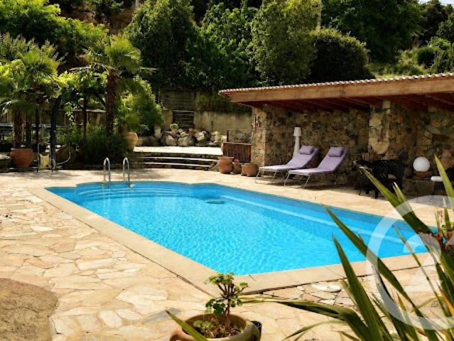 Maison avec piscine et jardin