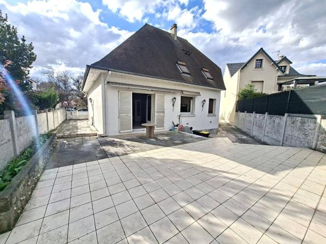 Maison 160 m² à Le Blanc Mesnil 160m² Le Blanc Mesnil